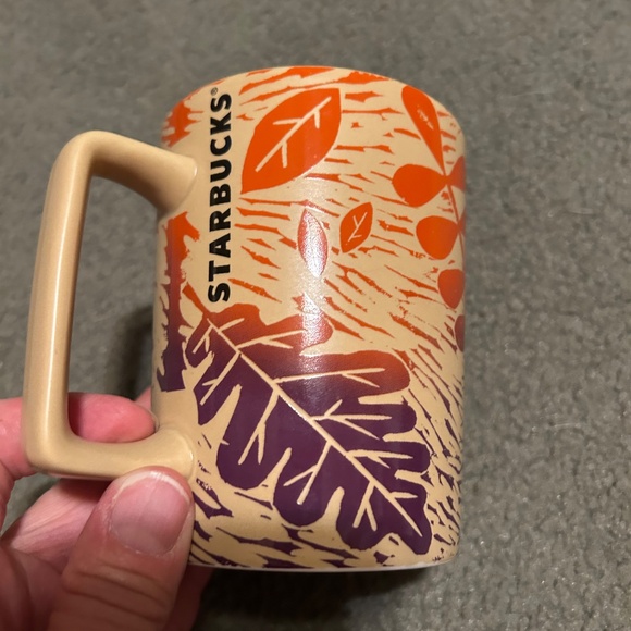 Starbucks 2017 Fall Autumn Leaves Coffee Mug - Picture 2 of 4
